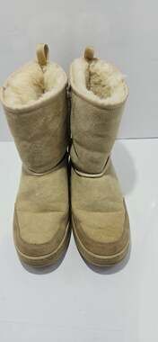 L.L. Bean Women's Suede Shearling Lined Winter Boots Tan Size 9 Medium